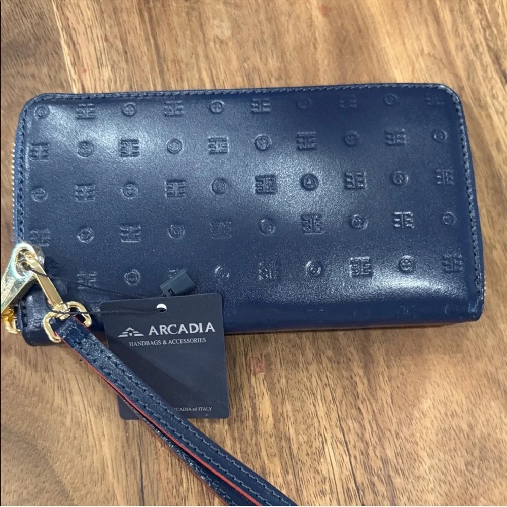 Arcadia Italian blue embossed leather wristlet Wallet - Picture 6 of 7